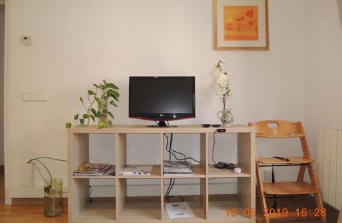 Besalu Apartment | Apartament Besalú