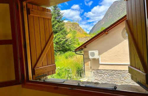 Escalo Apartment | Apartament de muntanya i lluminós by RURAL D'ÀNEU
