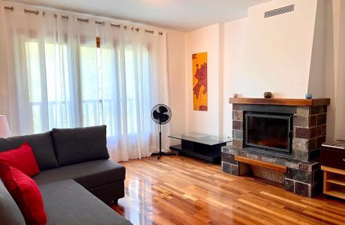 Surp Apartment | Apartament Els Raiers - L'Amfitriona