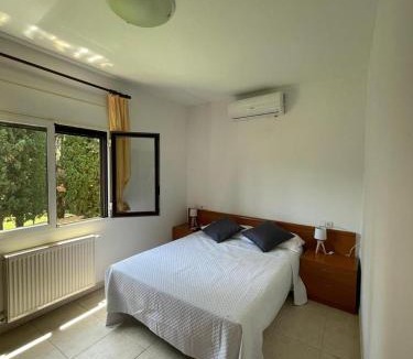 Perelada Apartment | apartament la cova