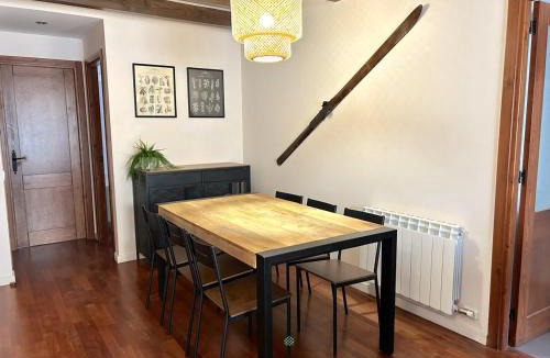 Esterri D'Aneu Apartment | Apartament lluminós amb encant by RURAL D'ÀNEU
