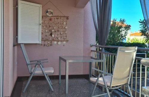 Karigador Apartment | Apartament REMCA w/private yard + PARKING