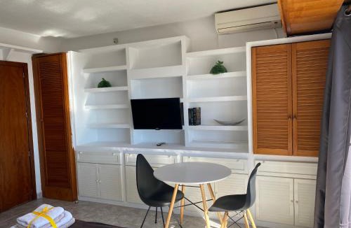 Ensanche Diputacion Apartment | Apartamento 19th floor & sea view