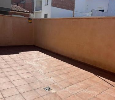 Les Borges Blanques Apartment | Apartamento a 25 min de Lleida, Montblanc, Poblet y a 50 minutos de Tarragona, Salou