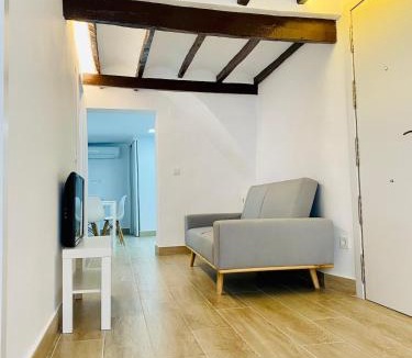 Old Town Apartment | Apartamento a un minuto de la playa HORT