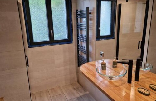 Vicdessos Apartment | Apartamento al Lado del rio