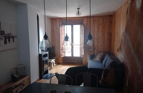 Canfranc Apartment | Apartamento Albareda