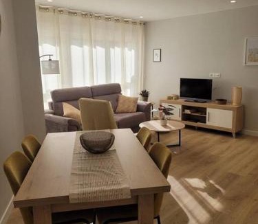Romareda Apartment | Apartamento Azabache