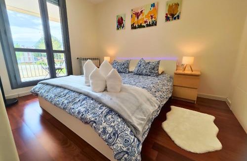 Latas Apartment | Apartamento Balaitús: Las Margas Golf