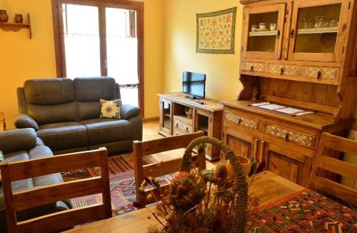 Broto Apartment | Apartamento Batan