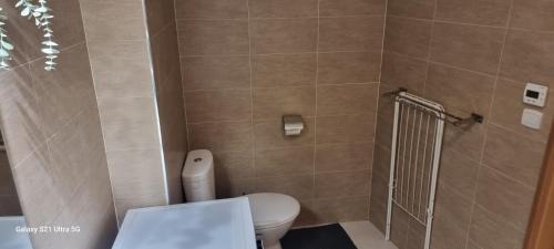 Audun-le-Tiche Apartment | Apartamento bem eluminado e vista