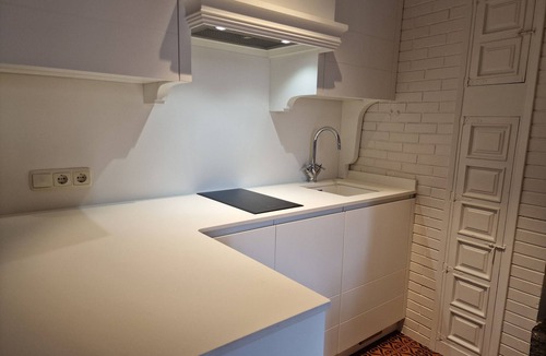 Biescas Apartment | Apartamento Bohemio, Acogedor y Tranquilo, Céntrico Cerca de Todo los Servicios