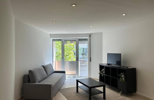 Terrassa Apartment | Apartamento Céntrico y con Balcón