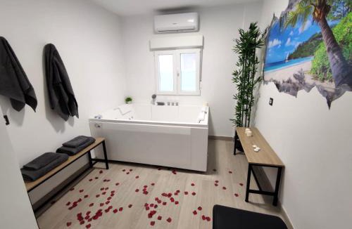 Calatayud Apartment | Apartamento con Jacuzzi: El Rincón de Ayud