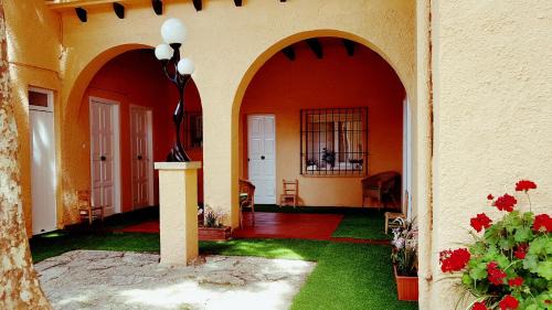 La Fosca Apartment | Apartamento con jardín a 11 metros de la playa. B3.