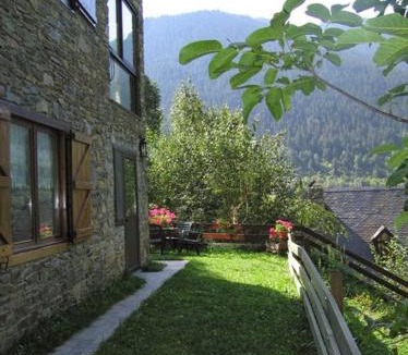 Gessa Apartment | Apartamento con jardin en Gessa