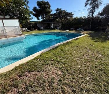 Masnou Apartment | Apartamento con piscina cerca de Barcelona