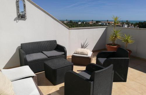 Vinaros Apartment | Apartamento con piscina y terraza con vista al mar