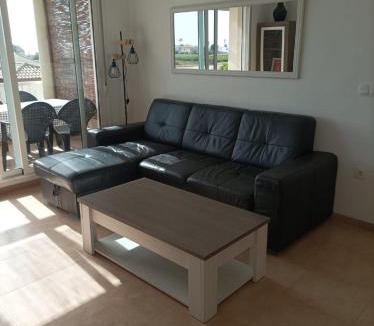 Vinaros Apartment | Apartamento con piscina y terraza con vista al mar