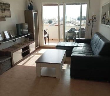 Vinaros Apartment | Apartamento con piscina y terraza con vista al mar