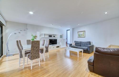 Logrono Historic Centre Apartment | Apartamento el Lobo by Clabao