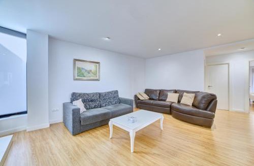 Logrono Historic Centre Apartment | Apartamento el Lobo by Clabao