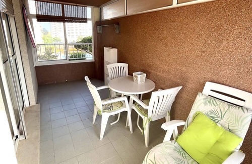 Canet de Berenguer Apartment | Apartamento en la Playa, Amplio con Piscina Olímpica, Cerca de Valencia