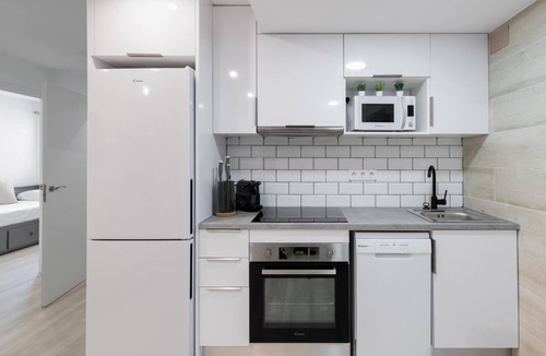 Castelldefels Apartment | Apartamento en Playa con Piscina Aacc