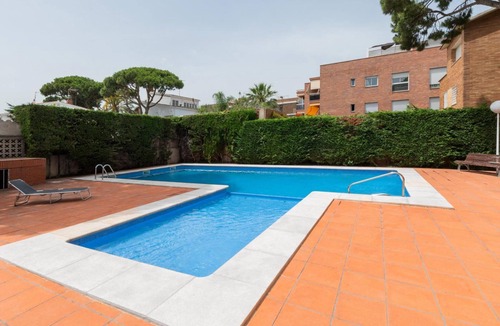 Castelldefels Apartment | Apartamento en Playa con Piscina Aacc