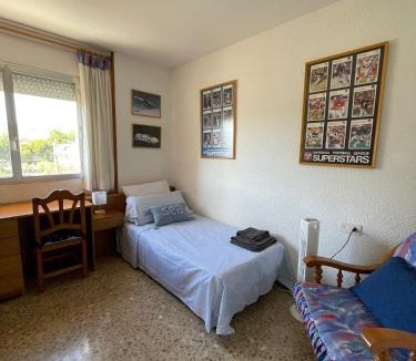 El Roc de Sant Gaieta Apartment | Apartamento en primera línea de mar