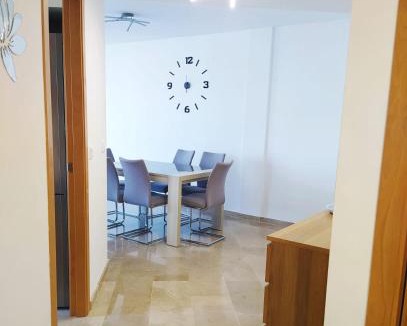 Ador Apartment | Apartamento en sol, Ador