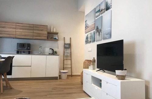 La Malva-rosa Apartment | Apartamento equipado playa Valencia OnesDeMar