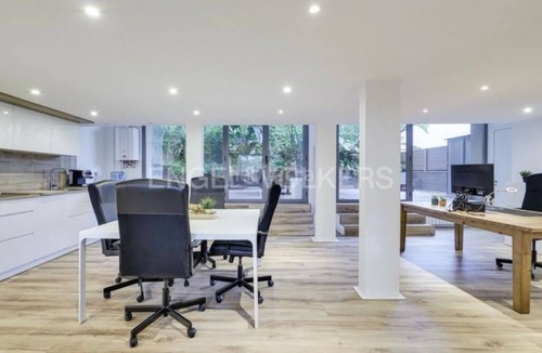 Badalona Apartment | Apartamento Exclusivo muy Cerca Ciudad Barcelona