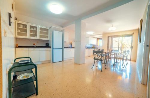 Port Saplaya Apartment | Apartamento familiar Port-Saplaya
