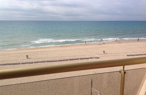 Sant Salvador Apartment | Apartamento Frente al mar