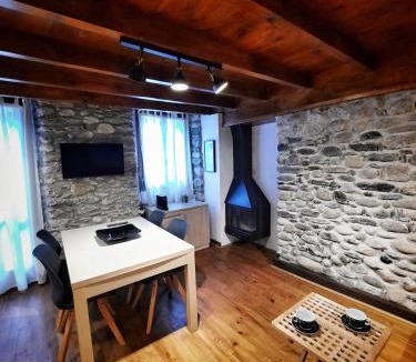 Bourg-Madame Apartment | Apartamento Gerbille