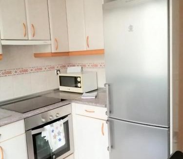 Barrio de San Lorenzo Apartment | APARTAMENTO HUESCA