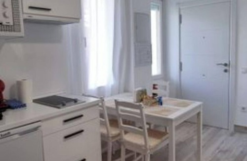 Pueblo Nuevo Apartment | Apartamento LAS Vegas Style, Bien Comunicado