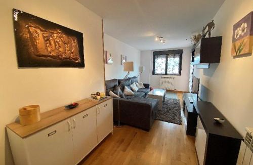 Jaca Apartment | Apartamento Llano de la Victoria