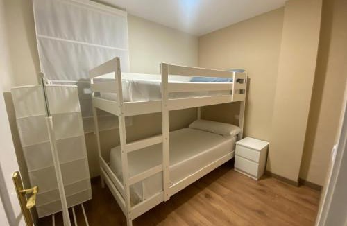 Pinos Genil Apartment | APARTAMENTO NEVADA