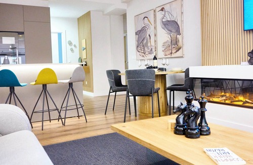 Indautxu Apartment | APARTAMENTO NUEVO, LUJOSO, CENTRO DE BILBAO.