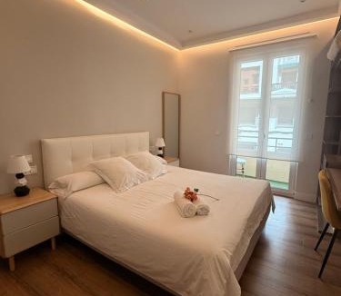 Indautxu Apartment | Apartamento NUEVO Lujoso Suites Centro Bilbao Wifi ,Parking