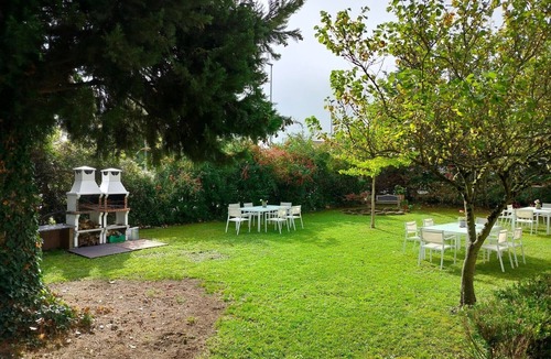 Alsasua Apartment | 'Apartamento P' with shared pool and garden, Wi-Fi and air conditioning