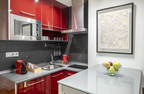 Justicia Apartment | Apartamento perfecto de 55 m² completamente reformado y equipado para estancias de medio a largo plazo.
