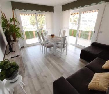 La Pineda Apartment | Apartamento Pineda