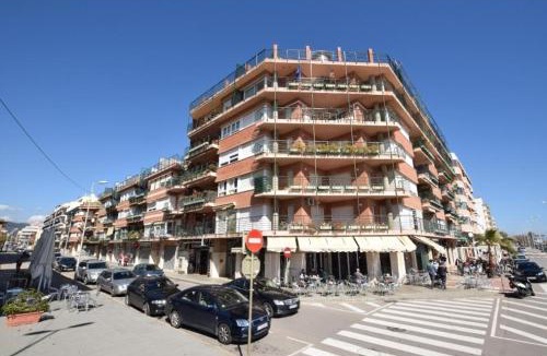 Pineda de Mar Apartment | Apartamento Pineda