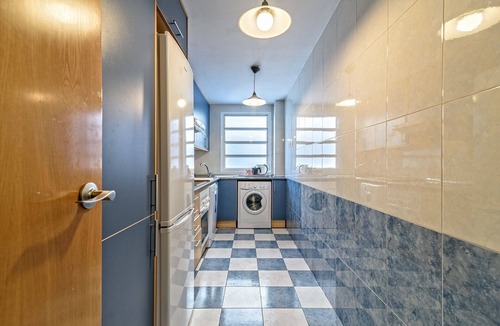 Barcelona Apartment | Apartamento&piscina cerca de Barcelona