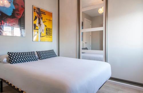Almenara Apartment | Apartamento Plaza de Castilla II - Urbano con Estilo y Funcional