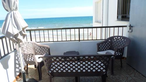 Les Deveses Apartment | Apartamento primera linea de playa WIFI gratis