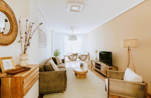 Haro Apartment | APARTAMENTO REY ENEO II 80 m2 en la Cuna Histórica del Vino